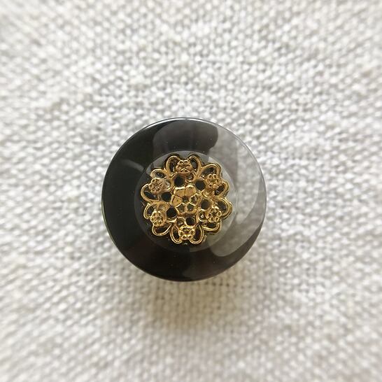 ゴールドフラワー×ブラックグラデーション 15㎜