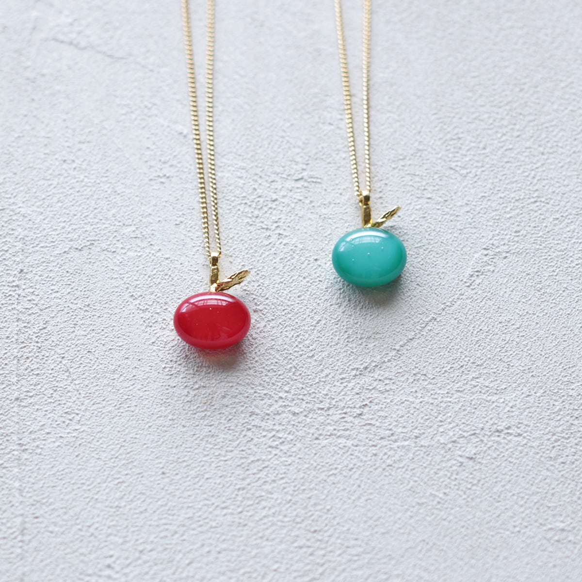 ガラスのりんご｜ピアス｜イヤリング｜P455 | thuthu appetizing