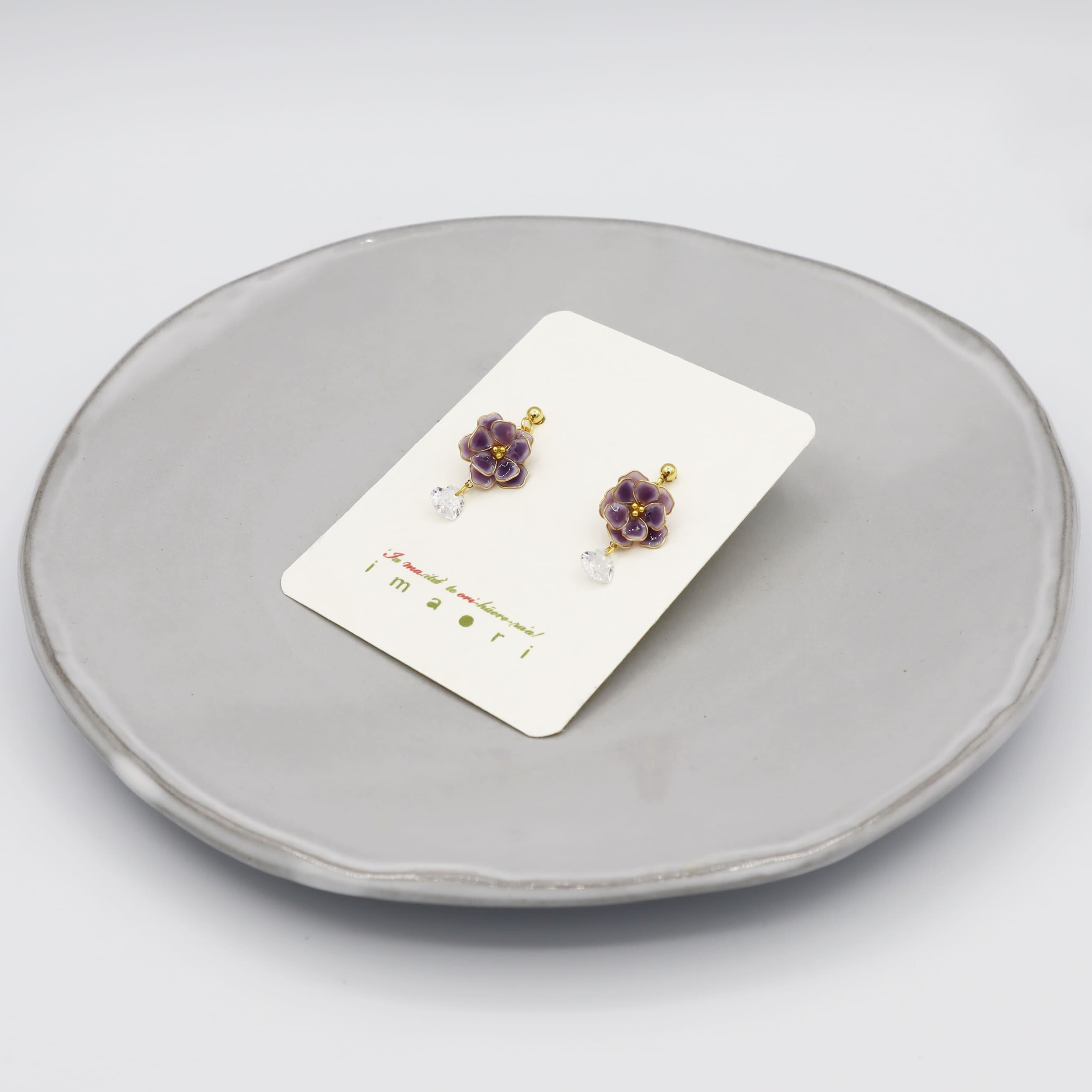 saintpauliaピアス