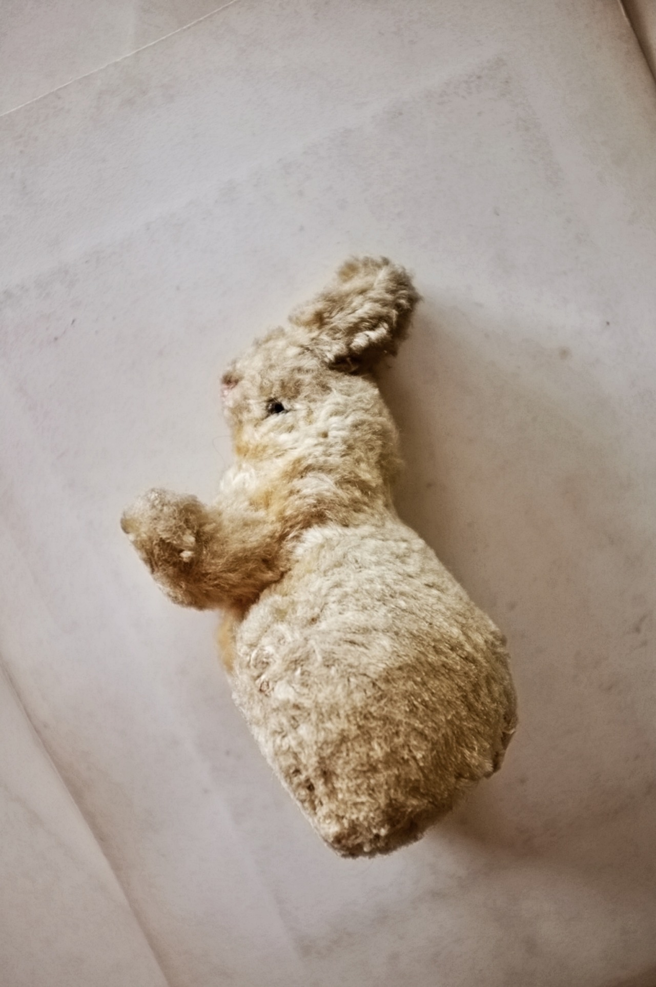 フランス 微笑みのウサギさん ドール アンティーク