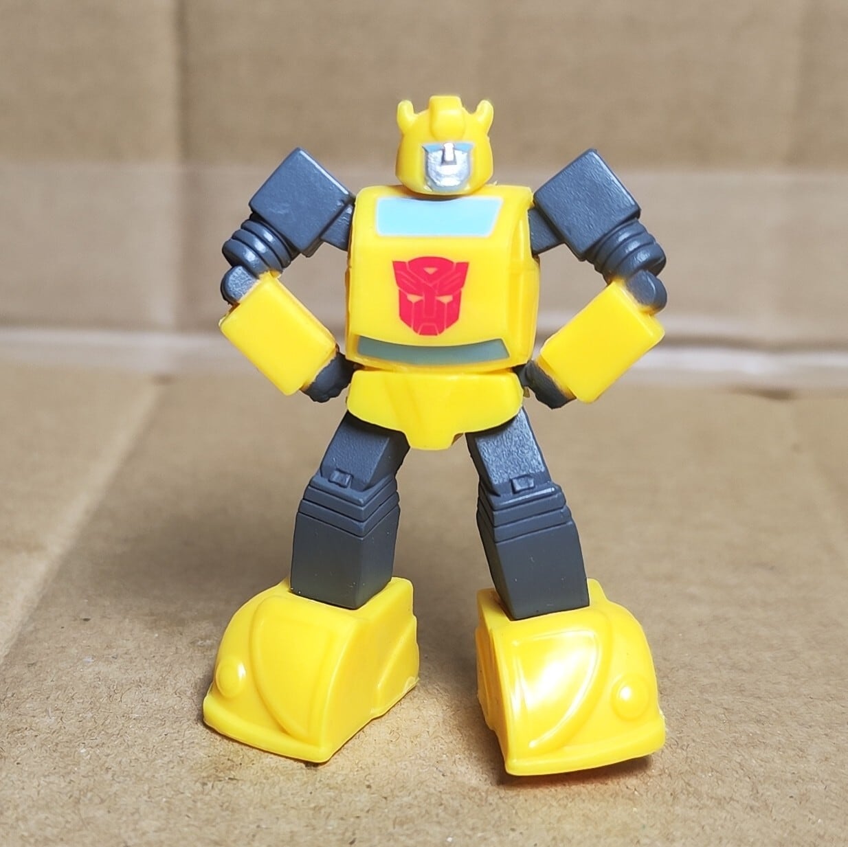 トランスフォーマー バンブルビー ミニフィギュア | パペランポロプス