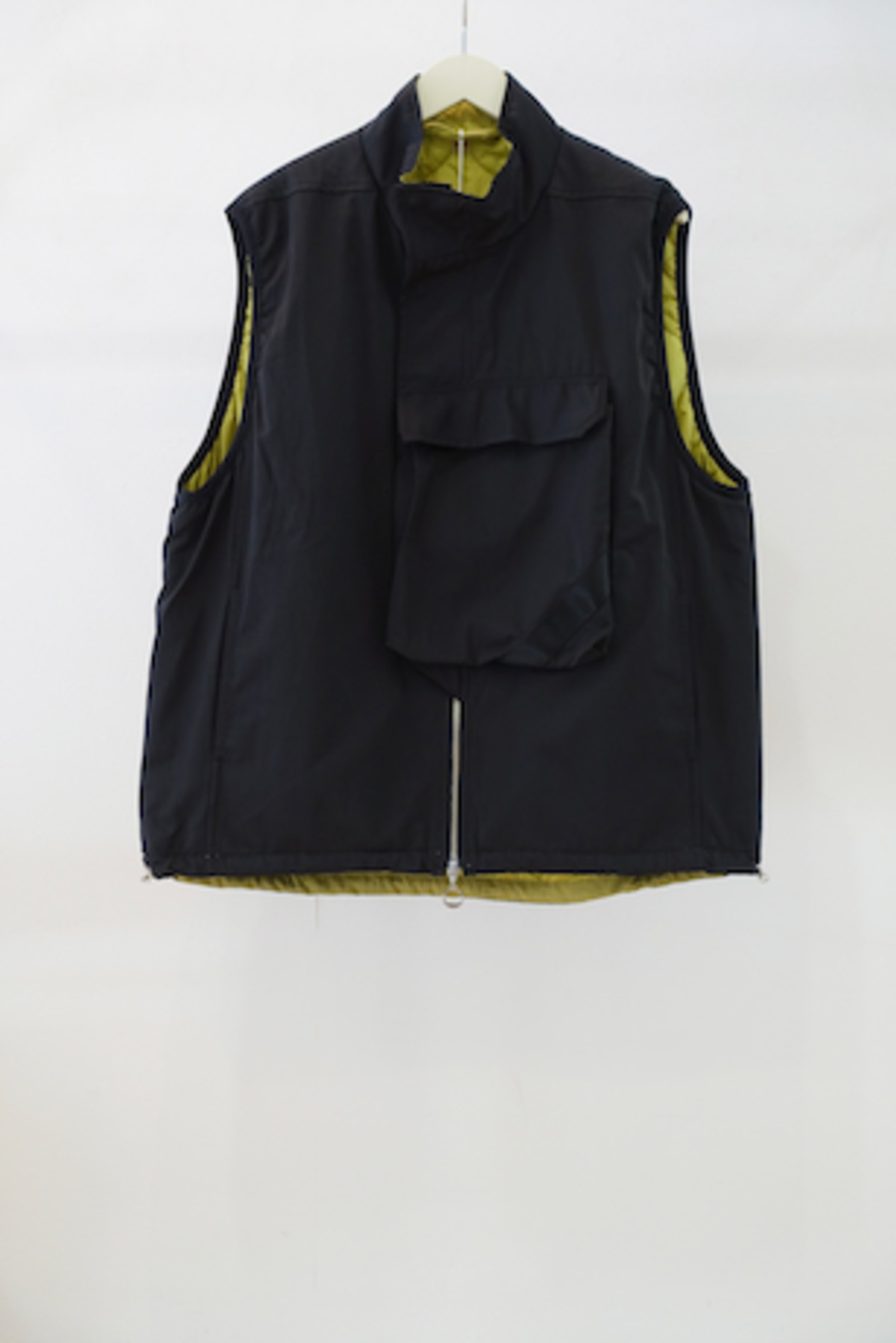 C.P. VEST REV QUILT - FADE BLACK×LIME- / ANEI | correspondance