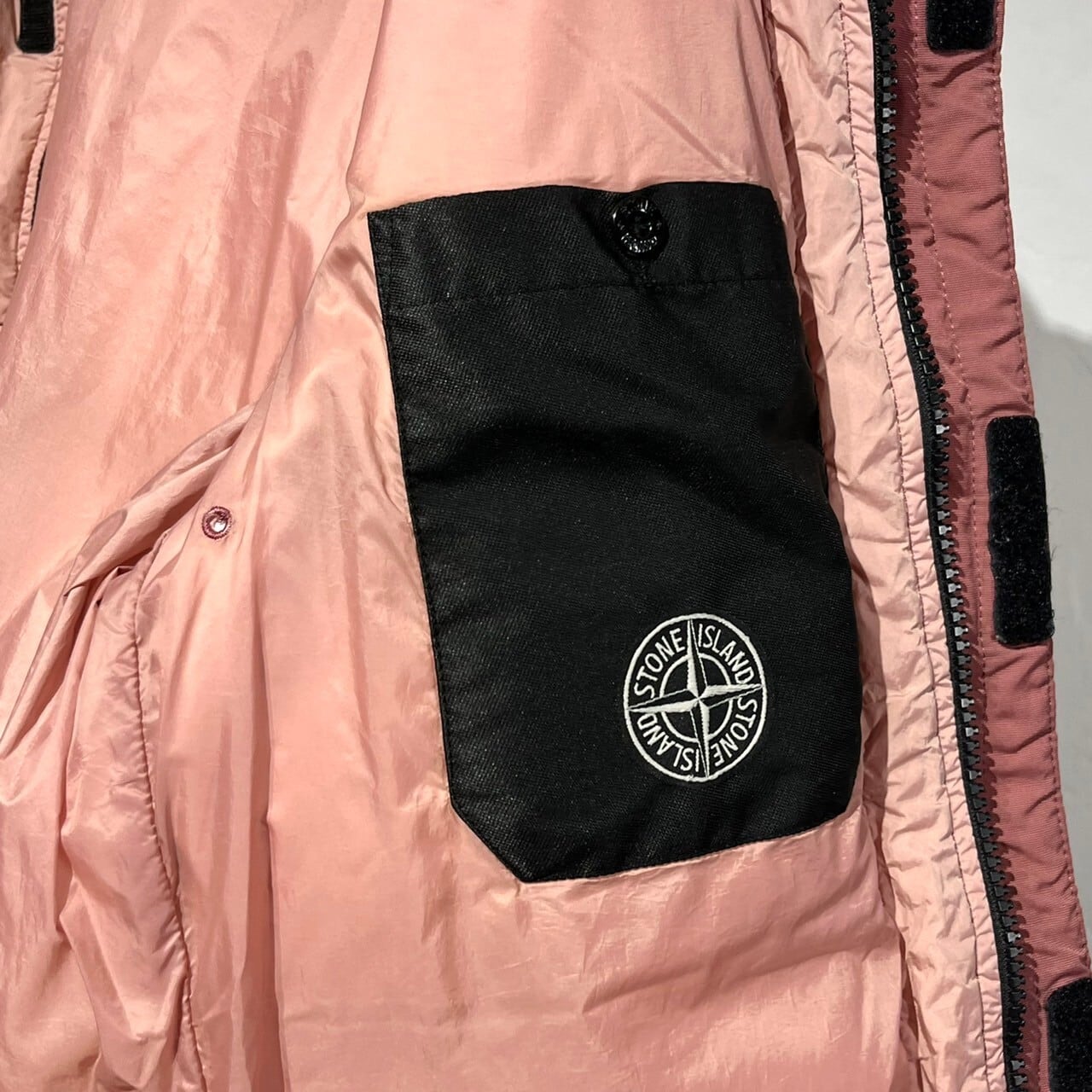 STONE ISLAND キルティングジャケット ピンク STONE ISLAND キルティングジャケット ピンク