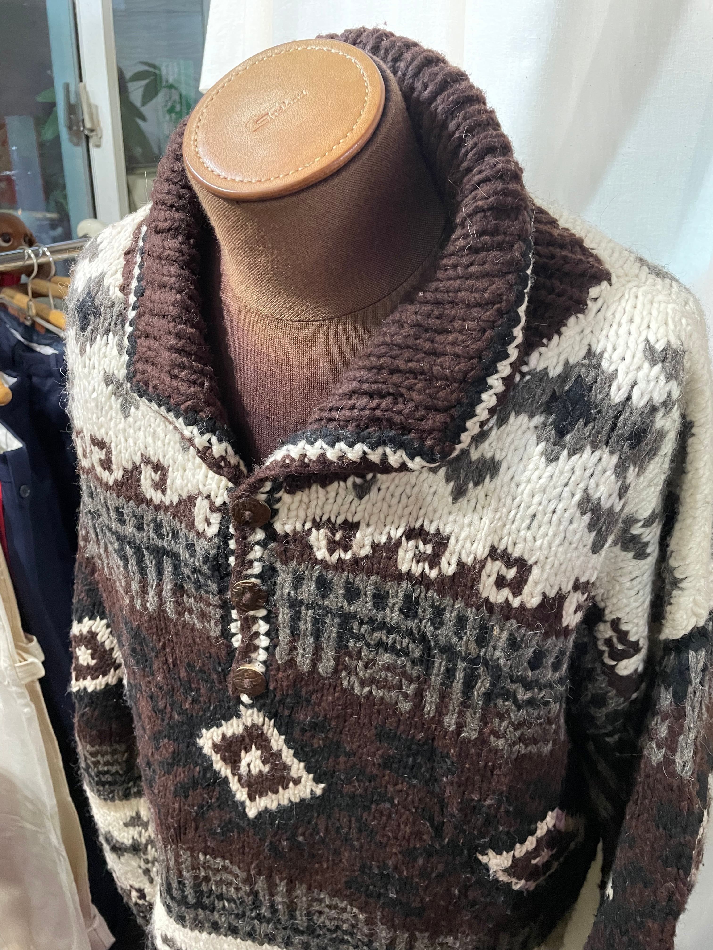 エクアドル製　CCH 襟付き　ニット ハンドニット P ヴィンテージ エクアドル製 エクアドルセーター ハンドニット 手編み XL~XXL | used