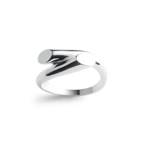 Cut cross silver ring	