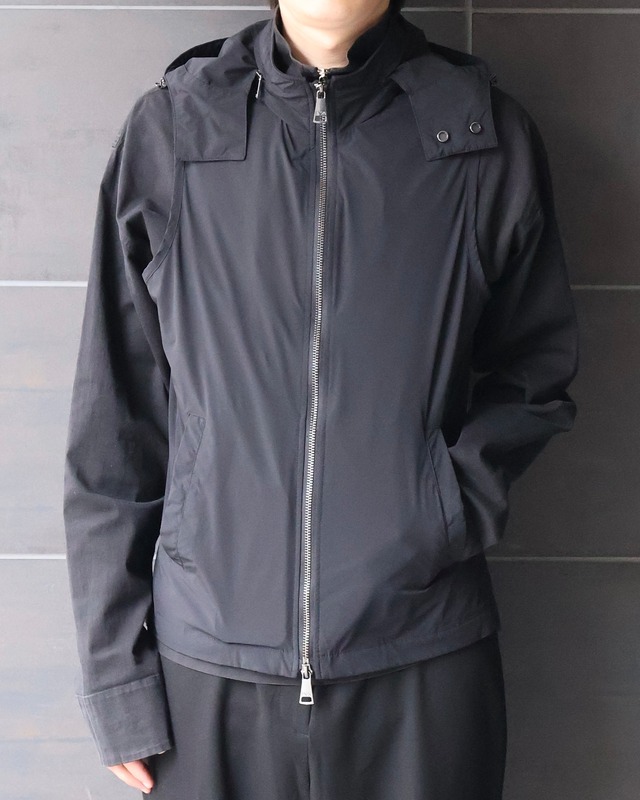 【EMPOLIO ARMANI】nylon double zip hoodie vest
