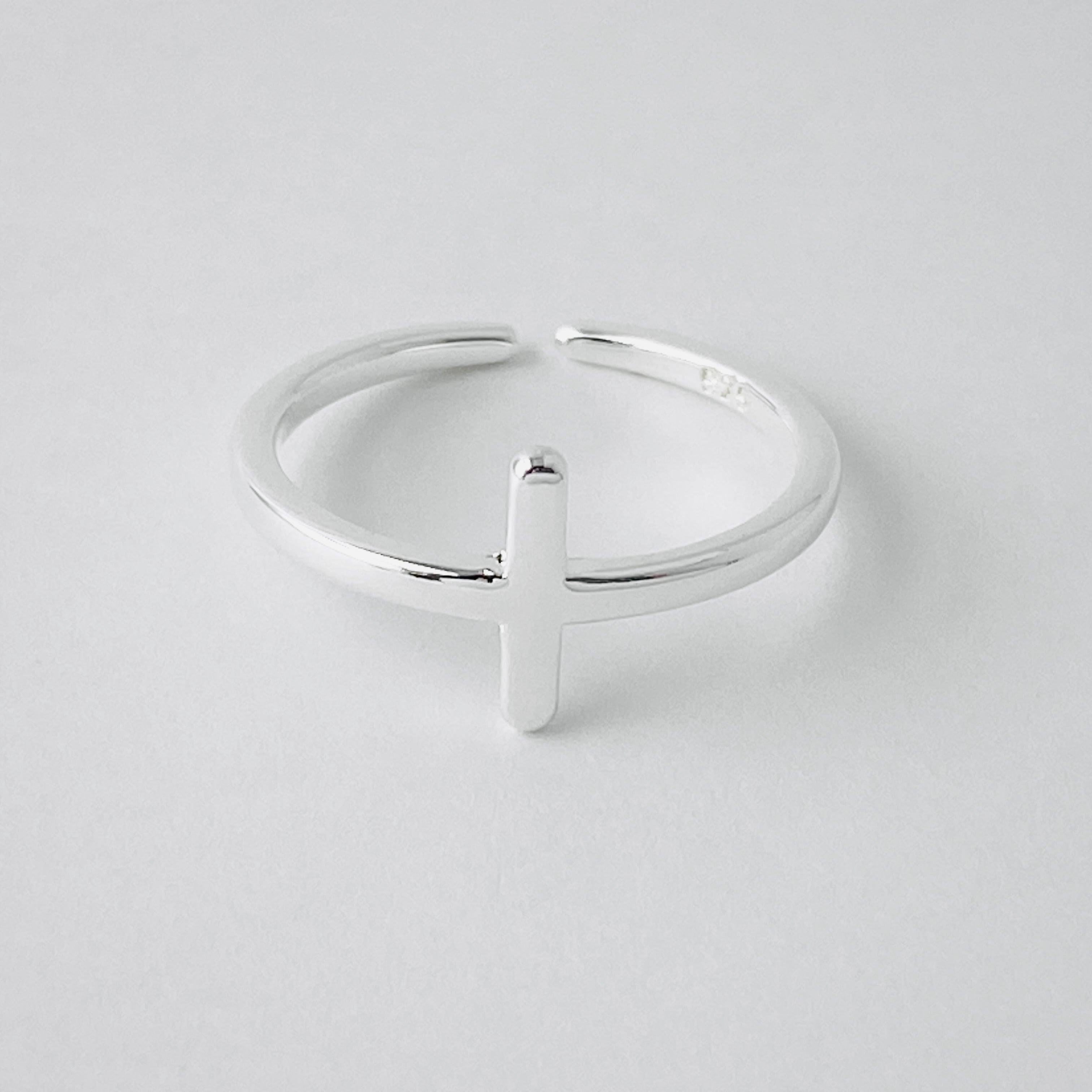 Little Cross Ring #282