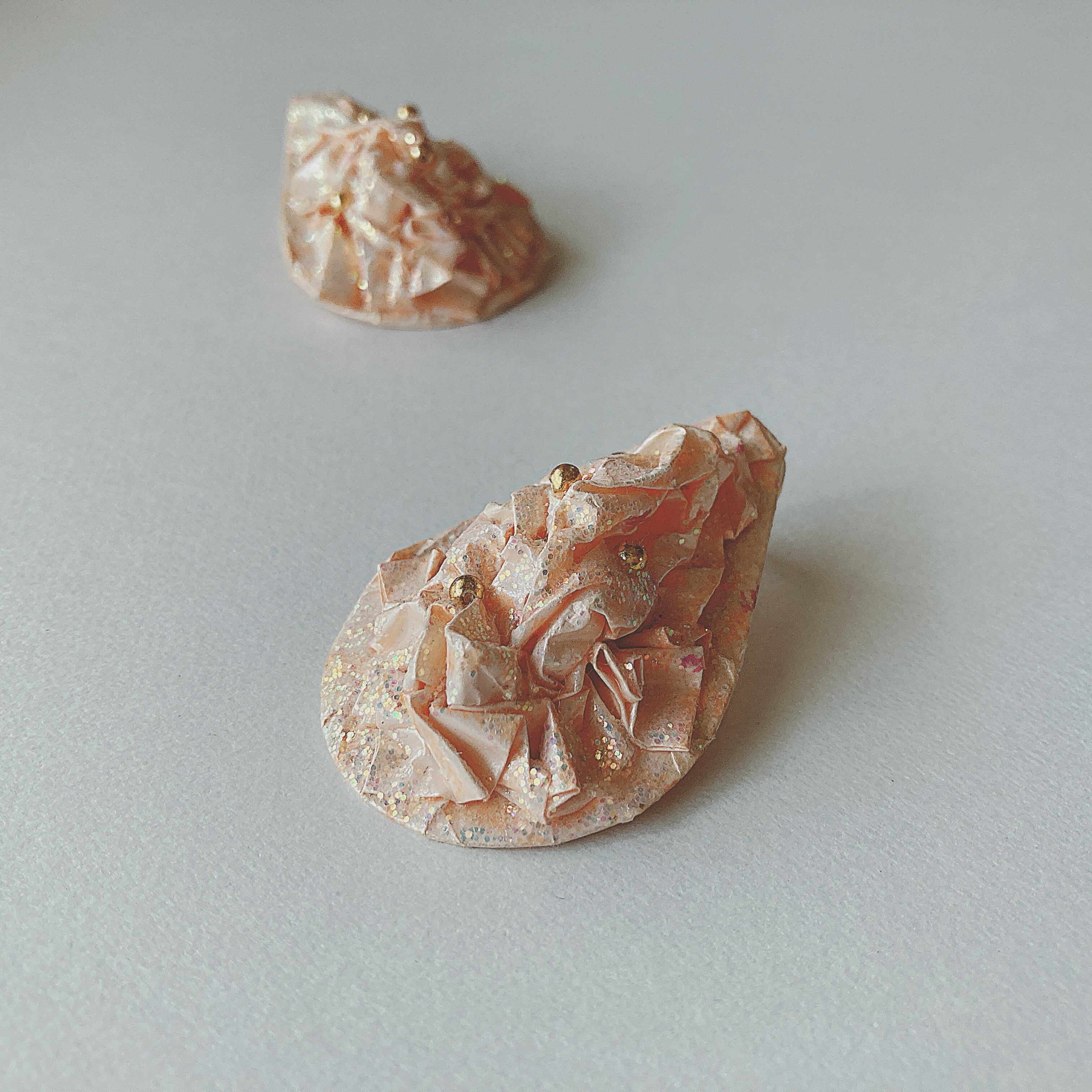 Vintage pink paper glitter earrings ヴィンテージ ピンク ペーパー グリッター ラメ ピアス b1457