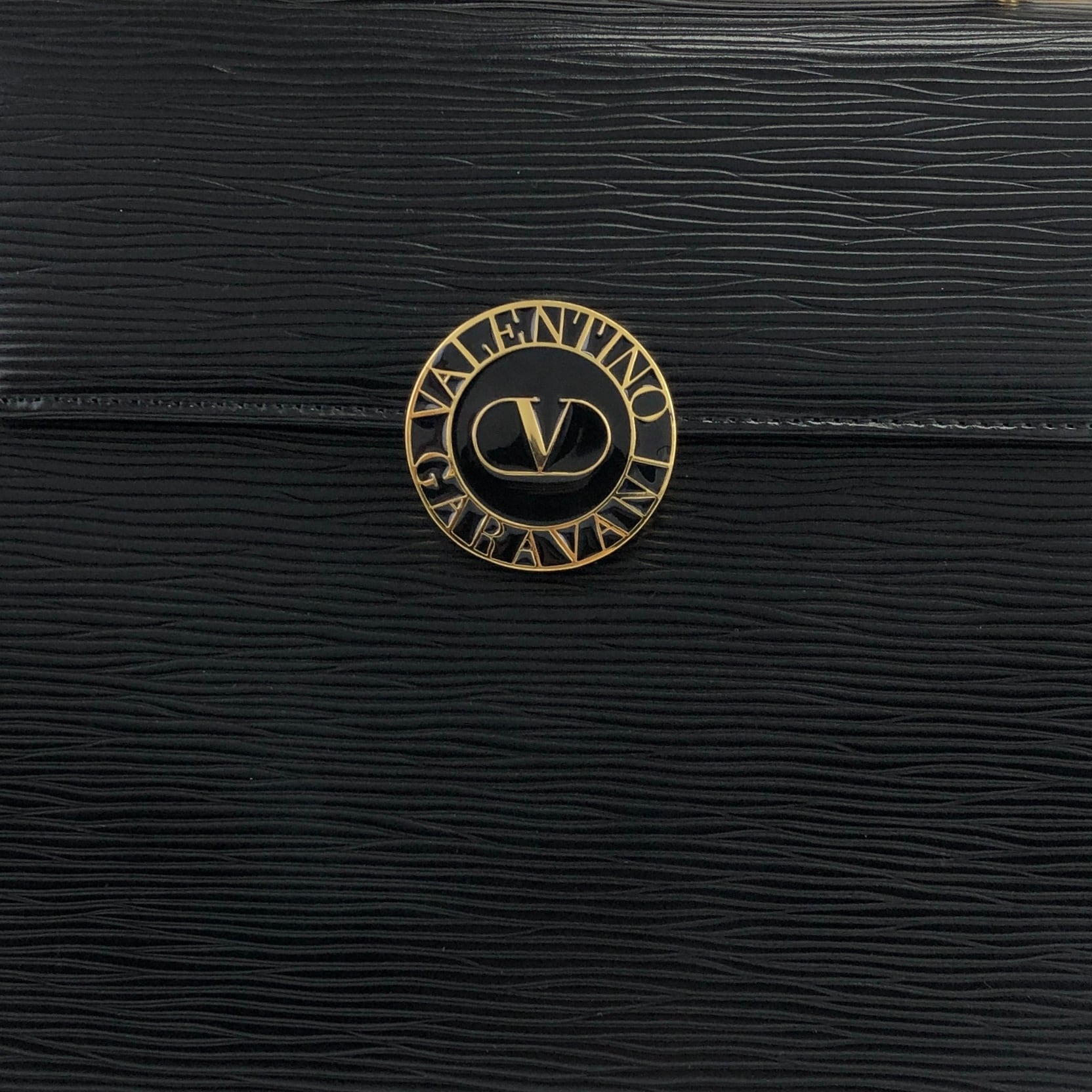 VALENTINO GARAVANI ヴァレンティノガラヴァーニ ショルダーバッグ