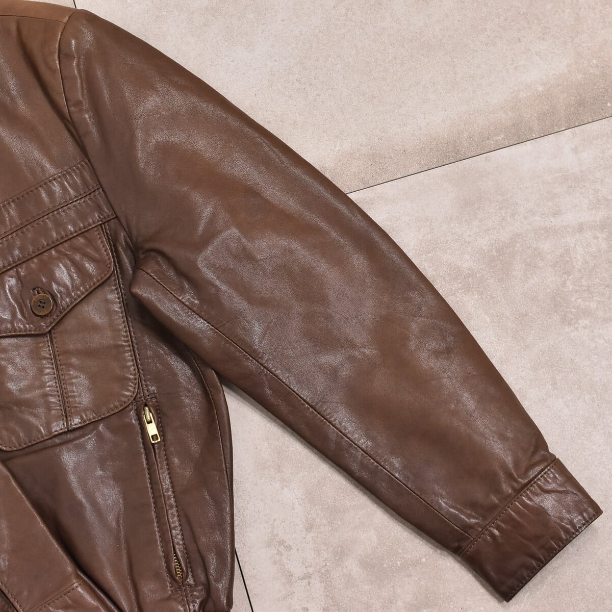 80～90s BORGO オールドデザイン 襟付き シングルレザー