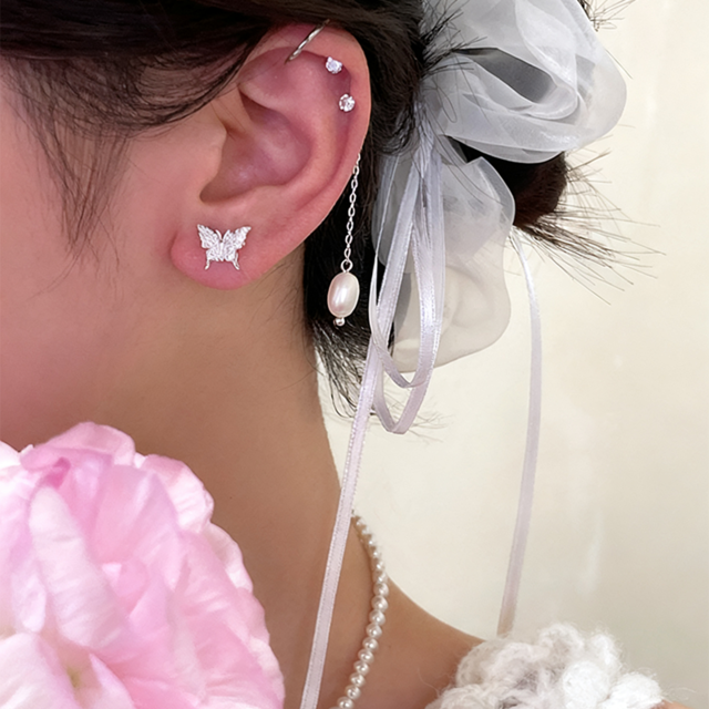 erban上質な揺らぎの蝶ピアス　2s