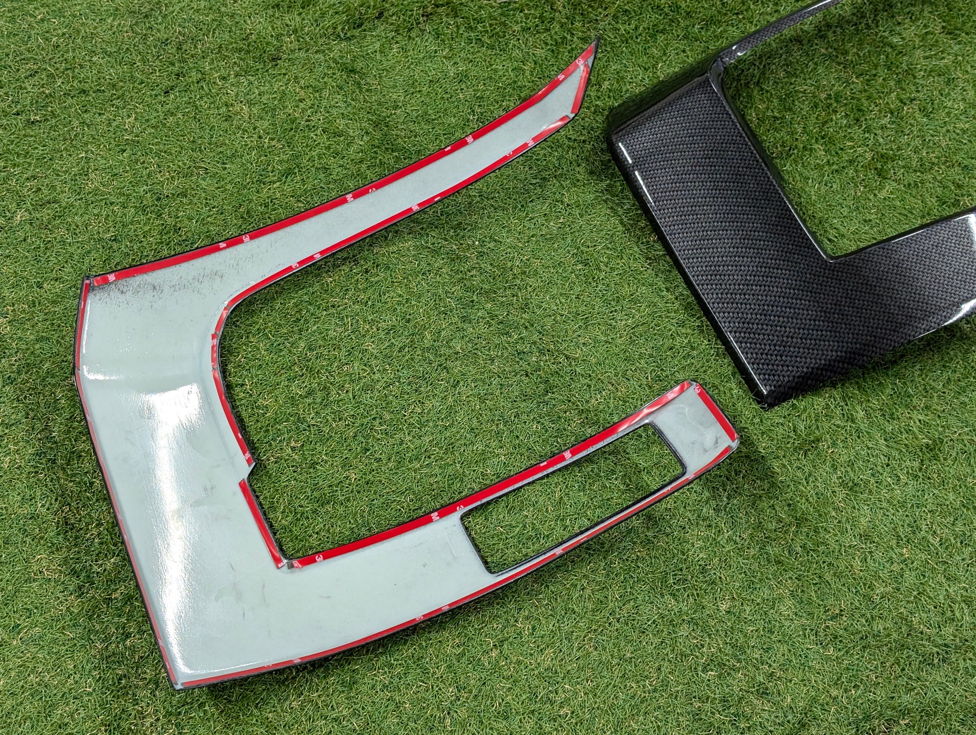 MDF 新型トライトン用フロントグリルガーニッシュ（カーボン調） | MDF