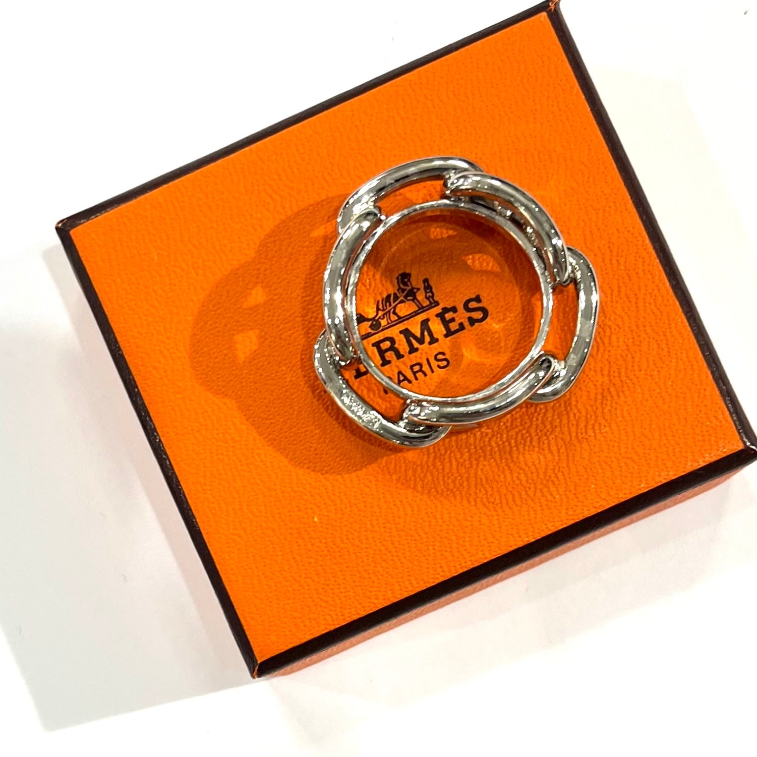 HERMES】2609 アレンジ無限 再入荷 VINTAGE シェーヌダンクル カレ
