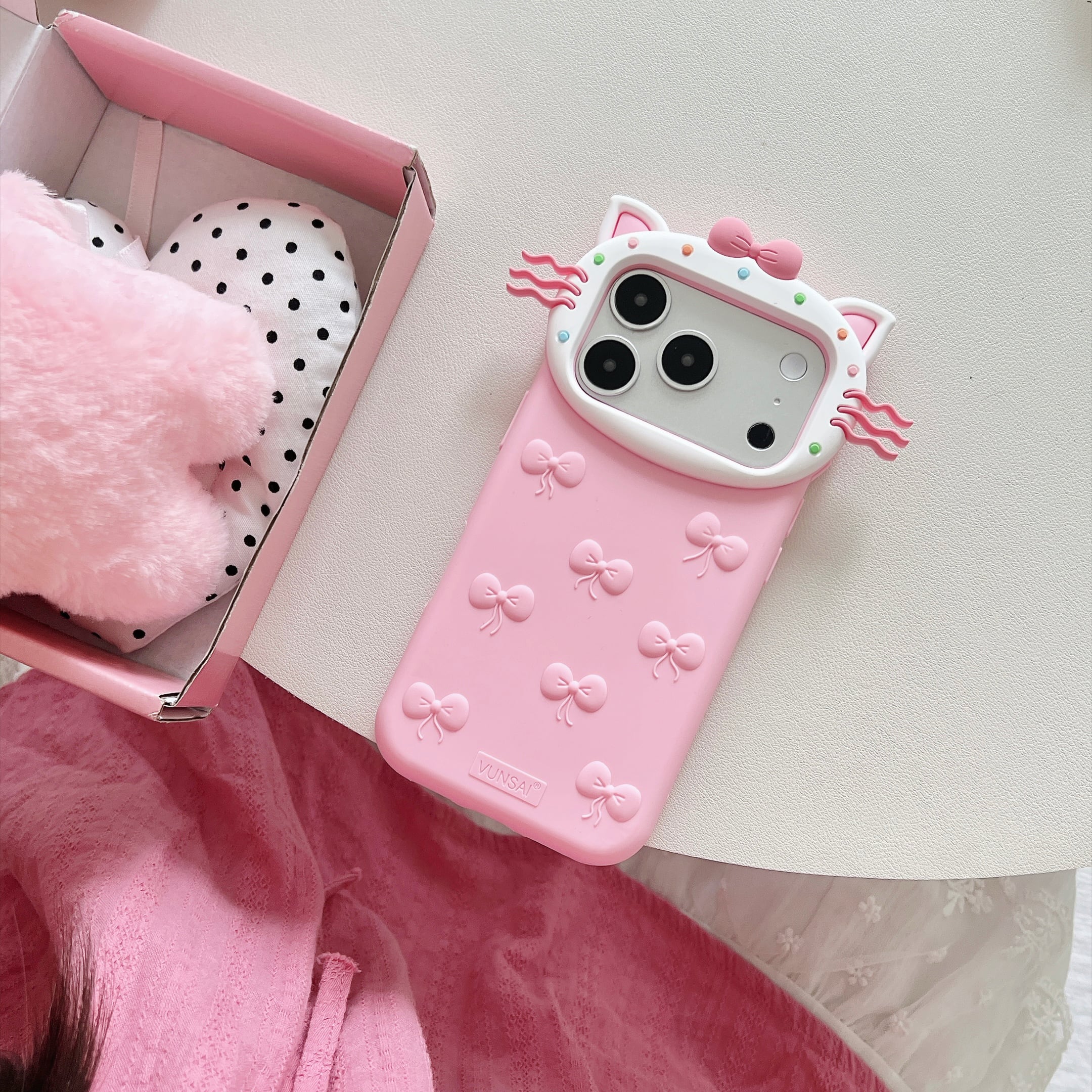 ネコ耳 iPhone 18 17 ケース シリコン かわいい ピンク 猫モチーフ