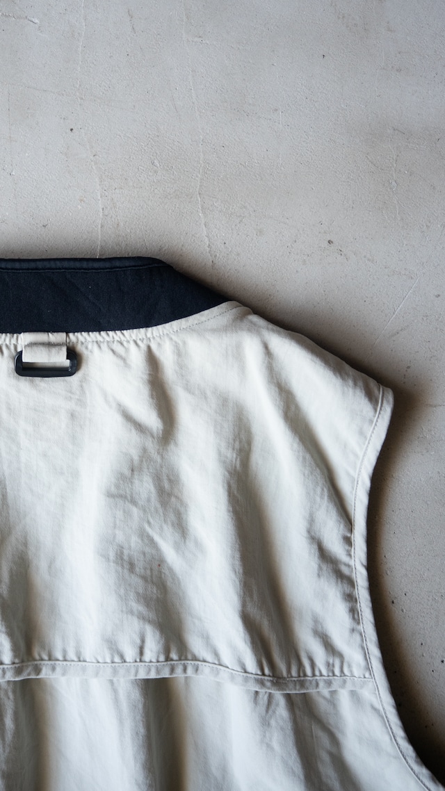 "Columbia" used Field vest