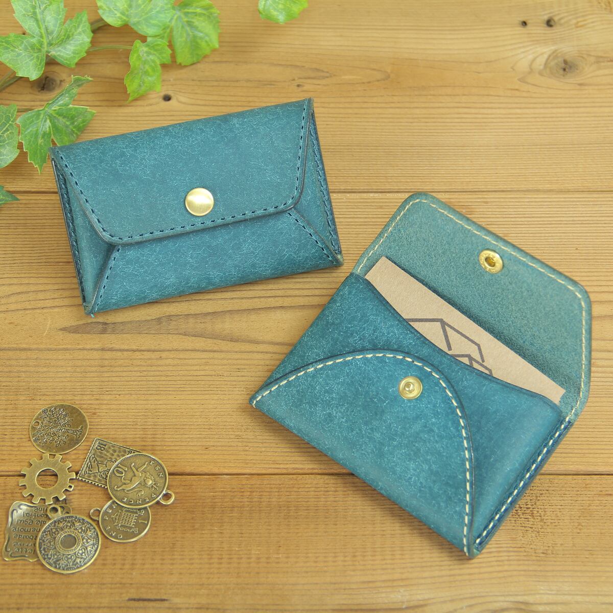 名刺入れ / ペトローリオ | HANARE LEATHER オンラインショップ