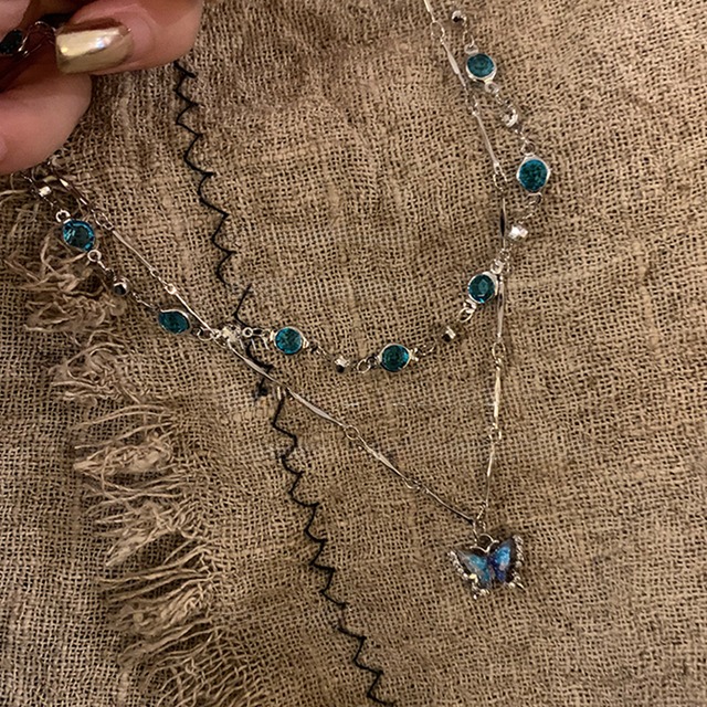 Somedayif中古のブルー宝石蝶々ネックレス