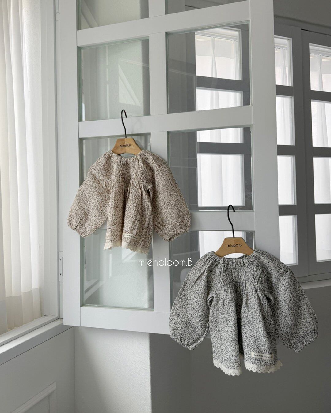 送料無料【予約】/ kids水彩画ブラウス / mienbloom