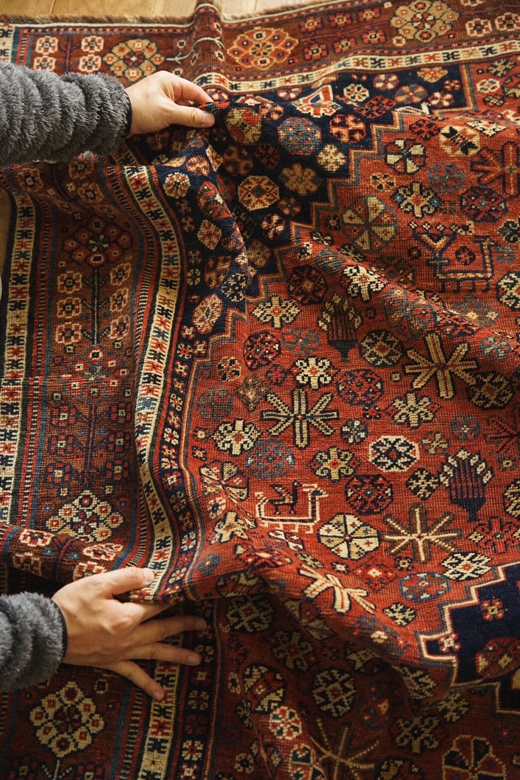 1031 -Antique Khamse rug | 手織りのヴィンテージラグ専門店 | Bahr