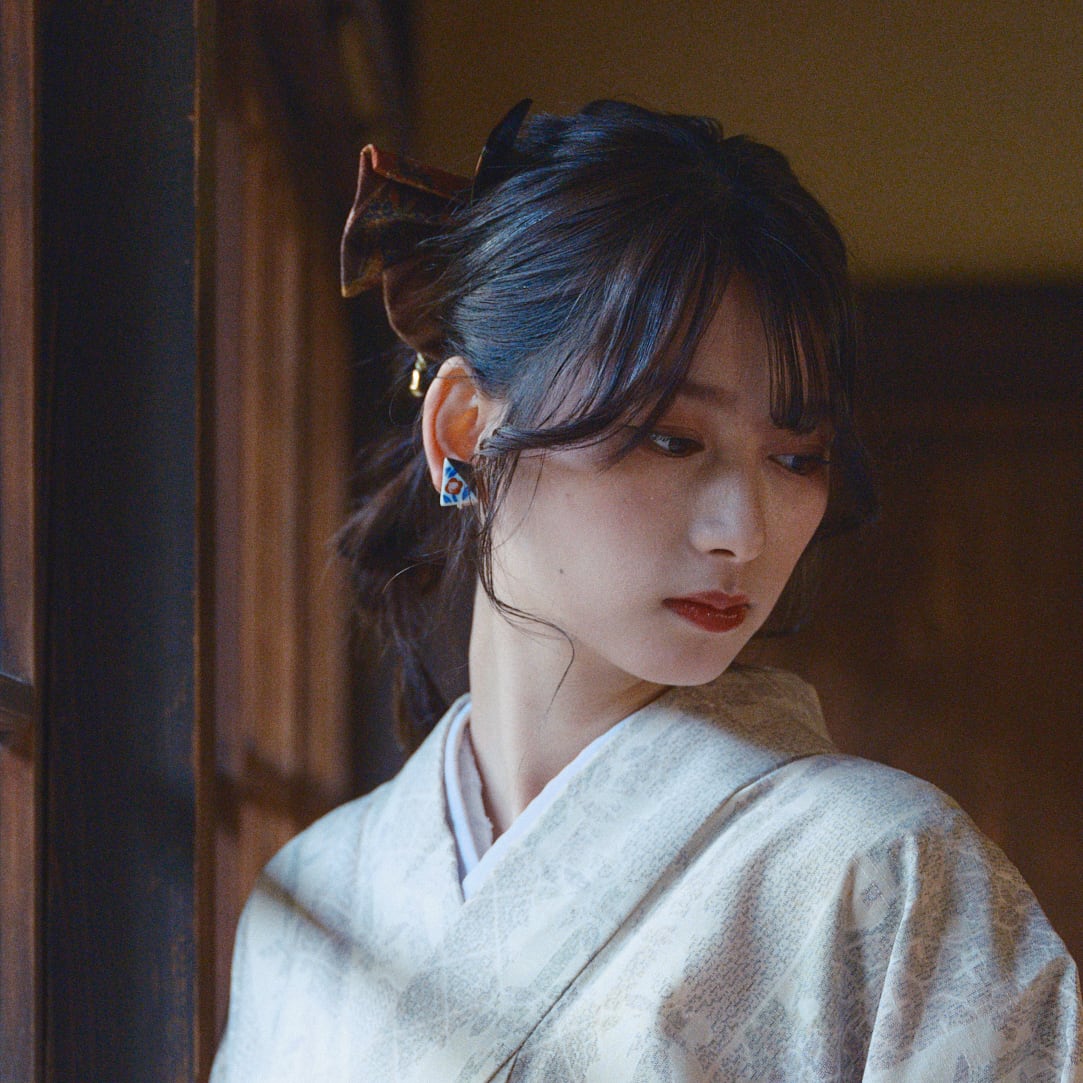 eb2】Lサイズ 染錦 薔薇 イヤリング／ピアス／ノンホールピアス | 器と