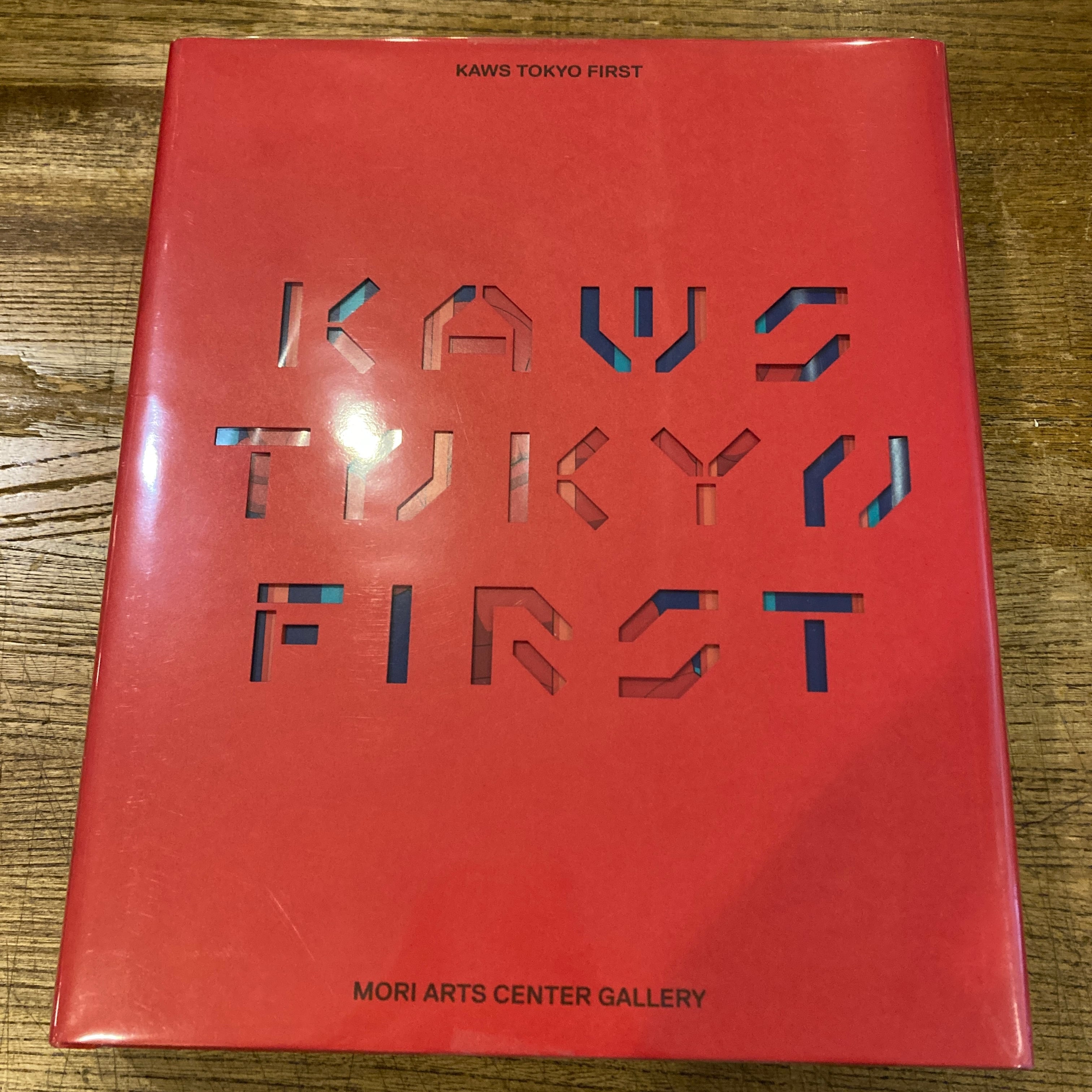 KAWS TOKYO FIRST / 編｜KAWS STUDIO、ディーター・ブッフハート、アナ