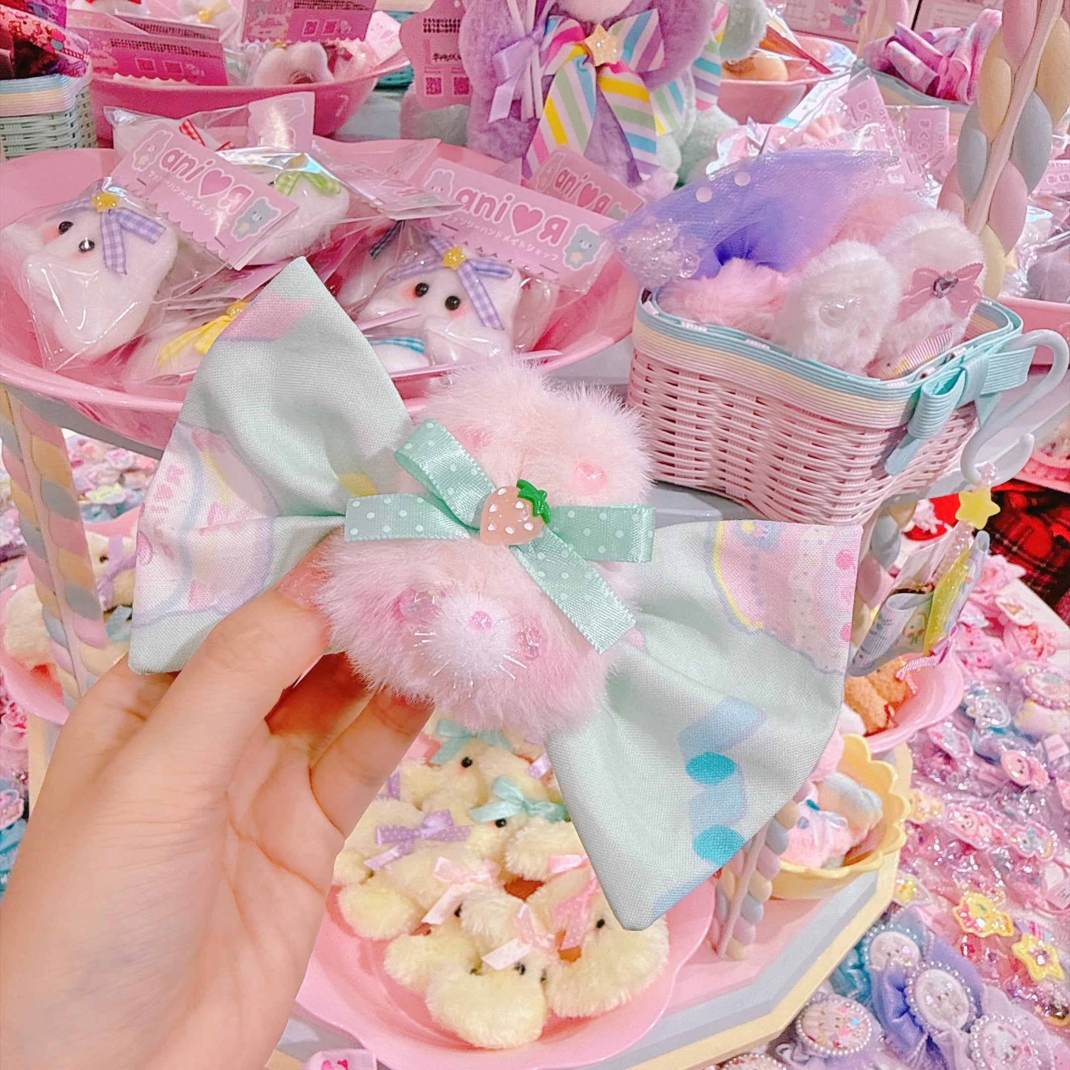【A4】110-8ぬいぐるみ付きリボン　ヘアゴム