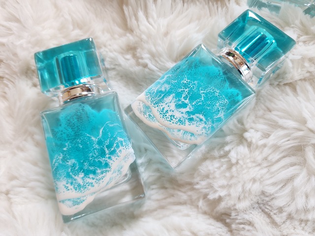 476.オーシャンレジンアート ガラス製アトマイザー(蓋まで海)