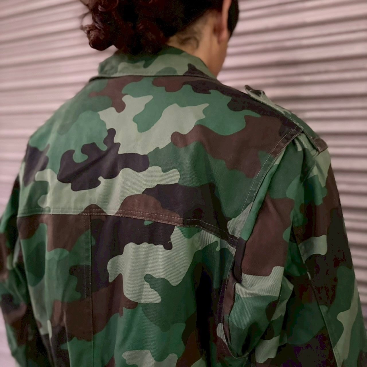 00s ユーゴスラビア軍 実物 迷彩 フィールドジャケット L ミリタリー