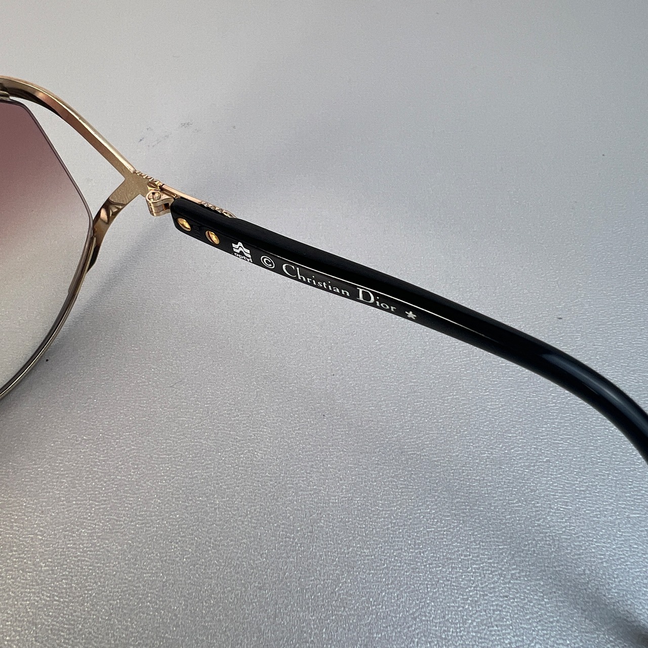 【最終処分SALE】ディオール　DIOR  サングラス ピンク A-8857