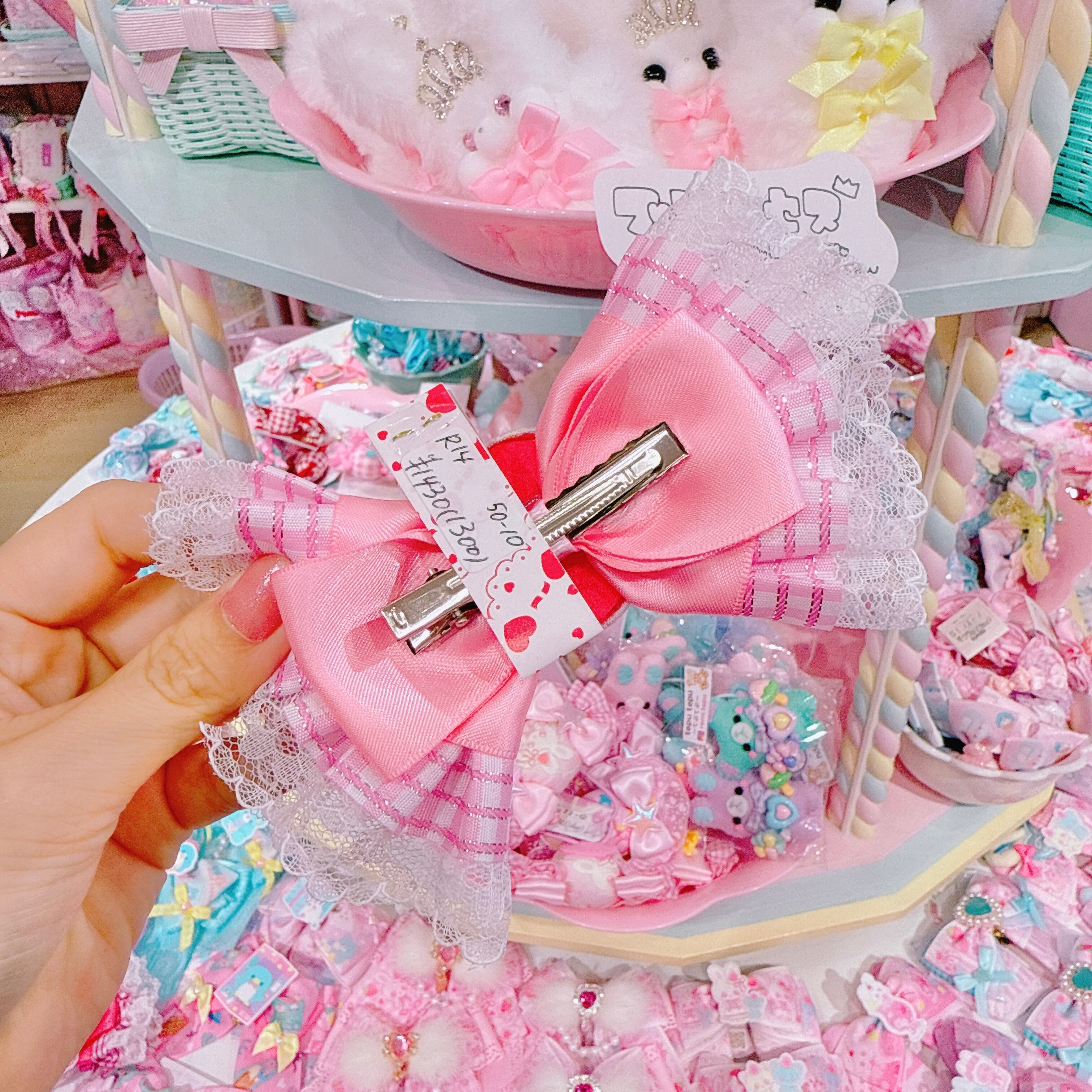 【R14】50-10くるみキャンディリボンヘアクリップ（ポニータイプ）