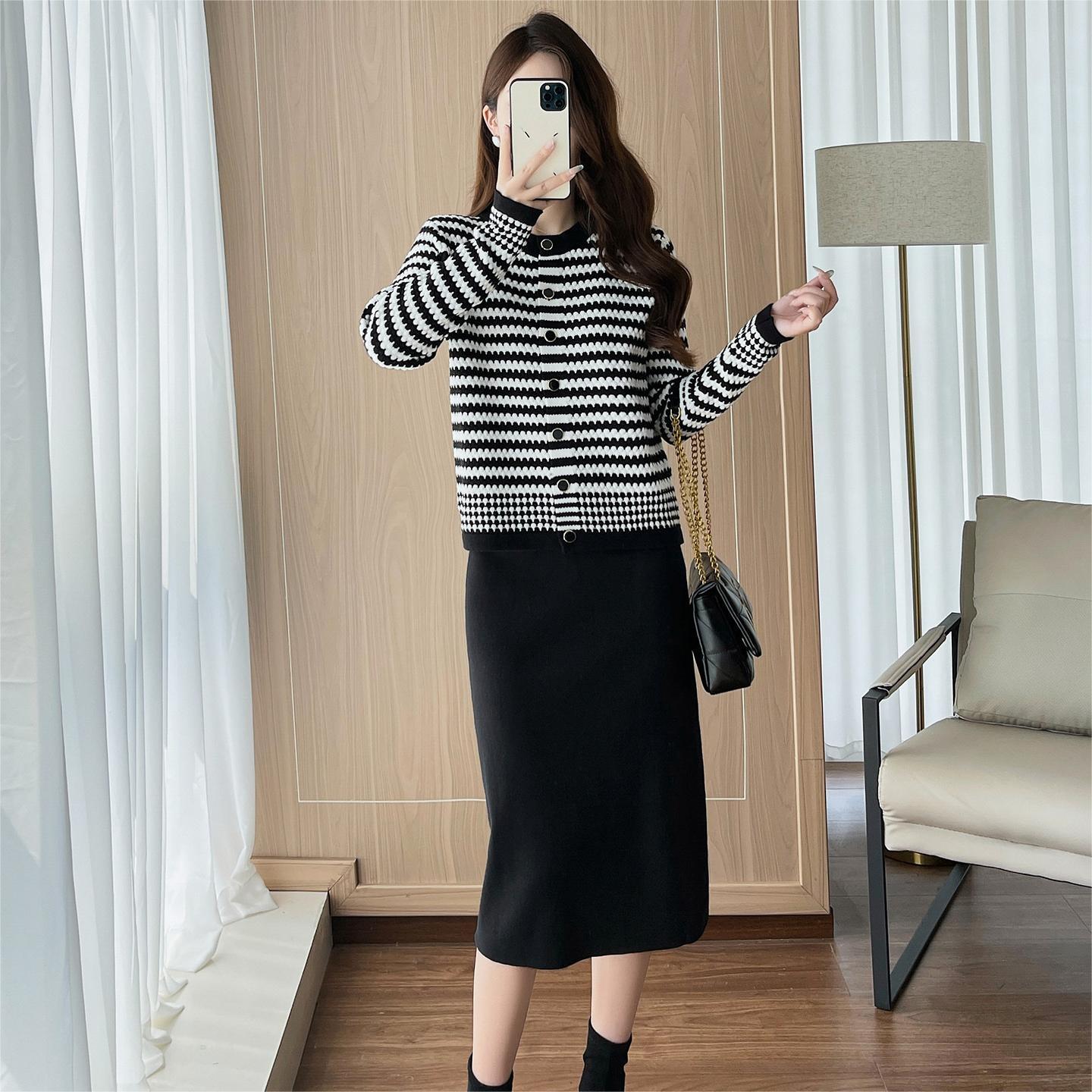 【set】ニットカーディガン×スカートセット K0533