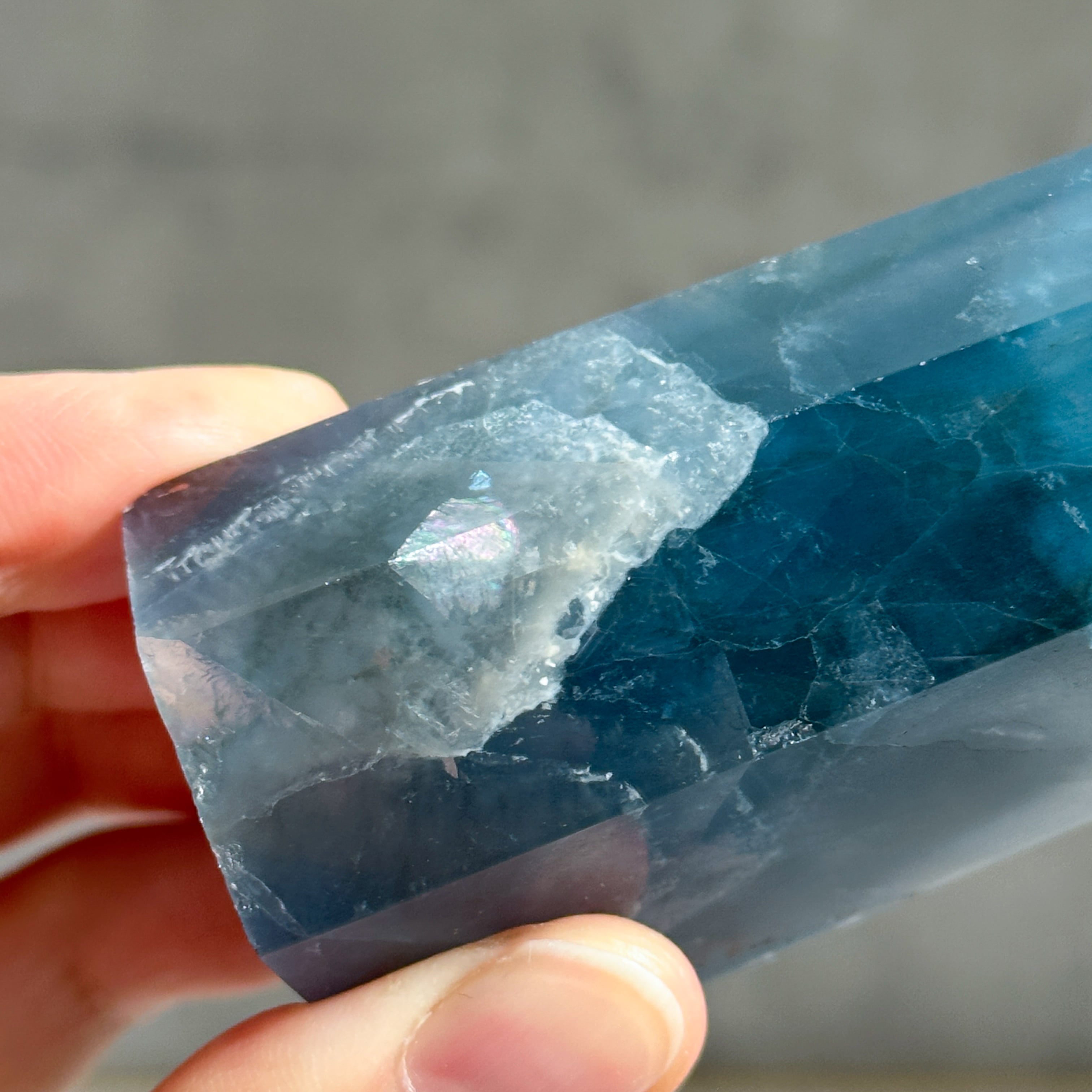 ブルーフローライト タワー型22 ◇ Fluorite ◇天然石・パワーストーン