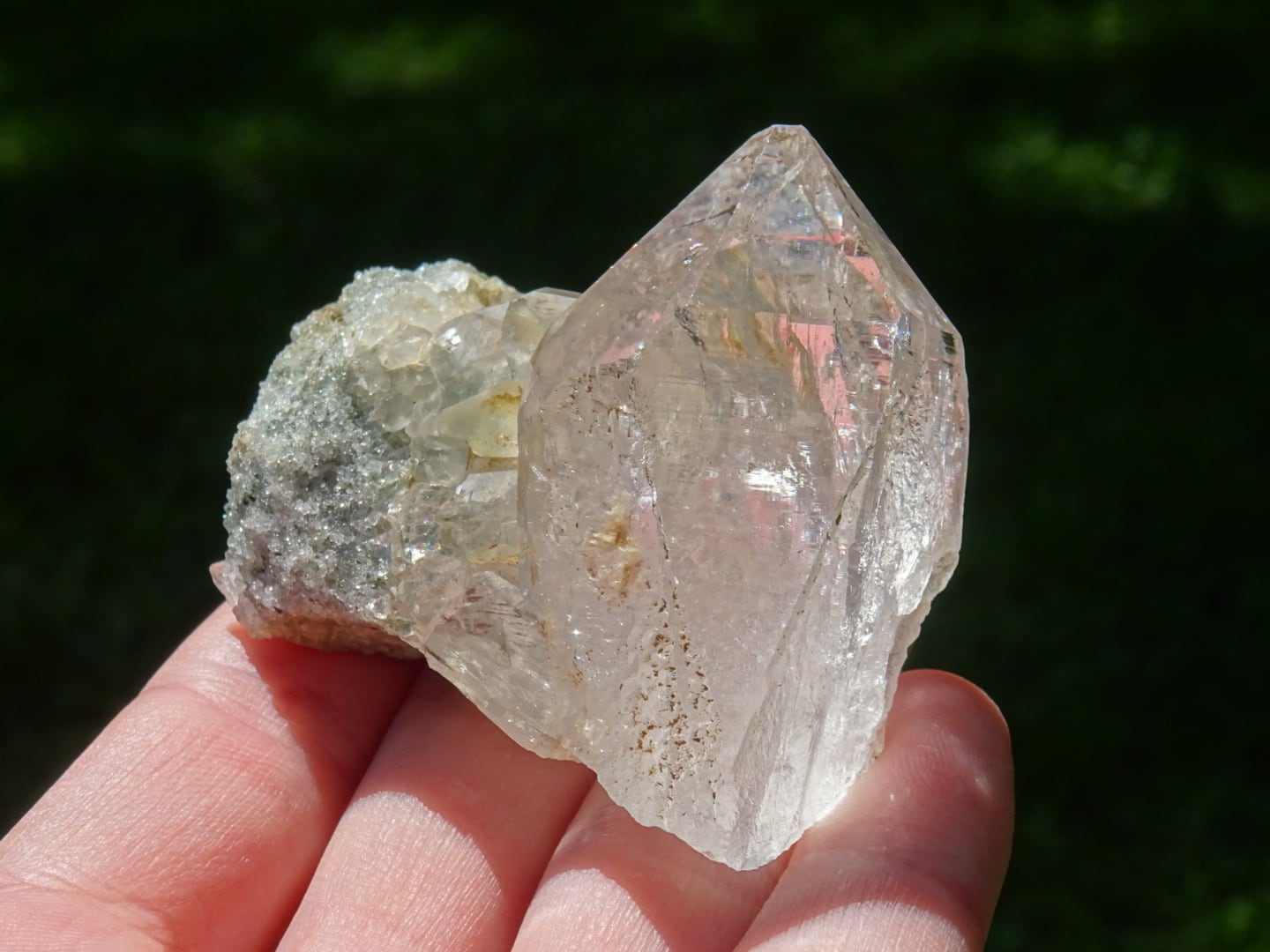 メルークォーツ（Meru産ヒマラヤ水晶）withクローライト | 虹石屋