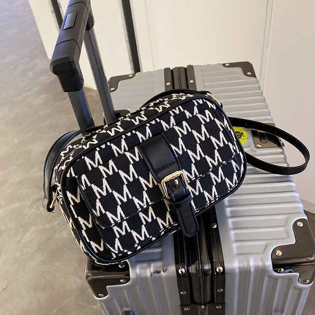 サマーオータム 夏物 秋物 スクウェア メッセンジャーバッグ Tiancai_Wing_Bag80459519987