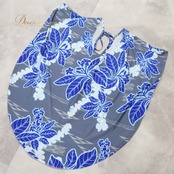 フラダンス 衣装 トップス マハロ グレイ系 ブルー系 mahalo アシンメトリー さらさら 紐 かわいい 爽やか 華やか おしゃれ 青 ハワイアン アロハ ハワイアンプリント フラ ダンス レッスン 練習 カジュアル お出かけ シンプルファッション 軽やか