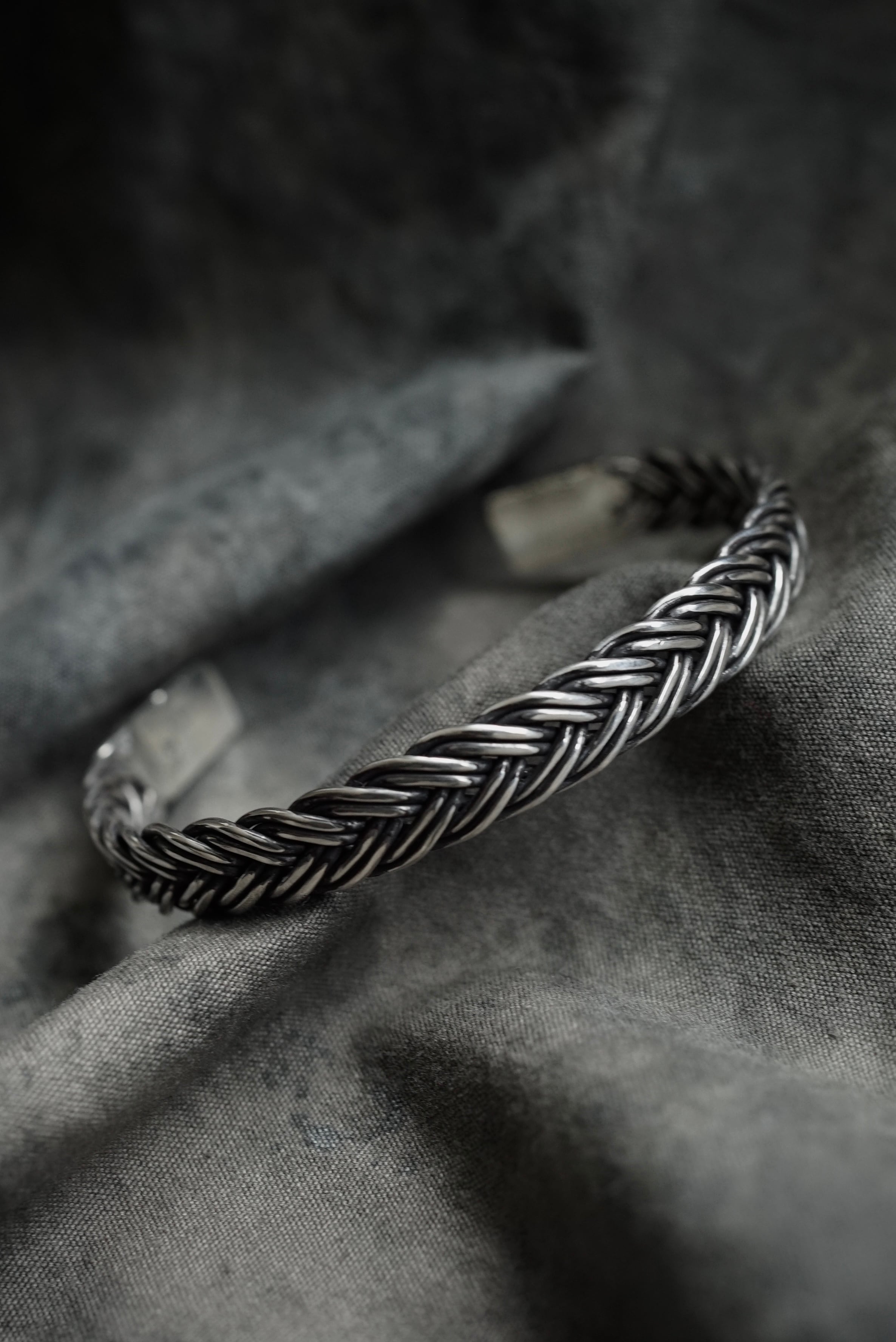 受注生産】Hand Made Silver / Braid Bangle | C O L I N A