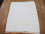 縁編みとイエロー花刺繍のマット(破れあり) 画像11