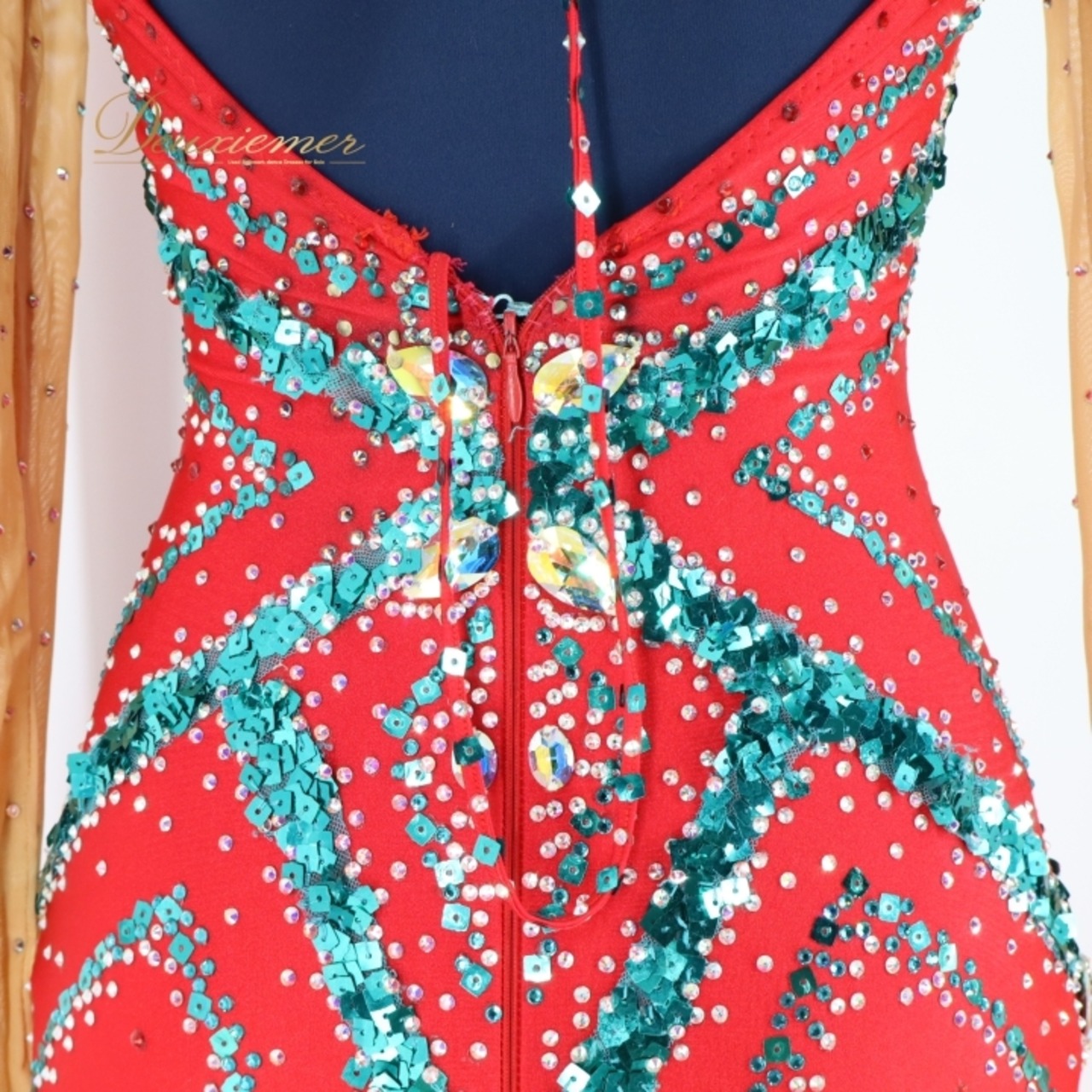 社交ダンス 衣装 スタンダードドレス ドレス スタンダード 赤 緑 フロート デモ 競技 ダンス パーティ 発表会 スパンコール レッド系 グリーン系 クリスマスカラー パーティー衣装 おしゃれ 華やか 輝き 可愛い フレアスカート ステージ衣装 競技用