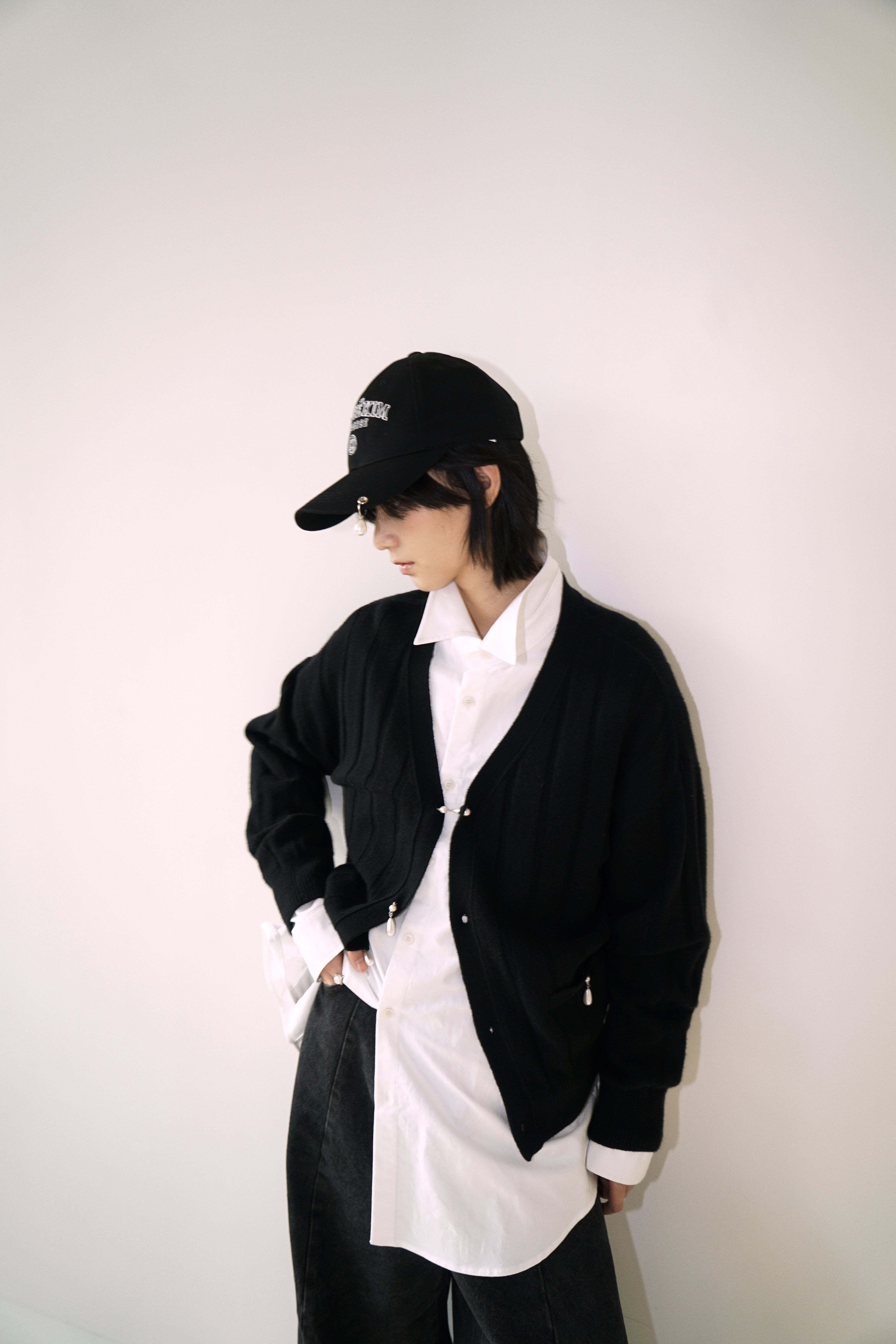 KIMHEKIM] Pearl Pierced Baseball Cap (Black) 正規品 韓国ブランド