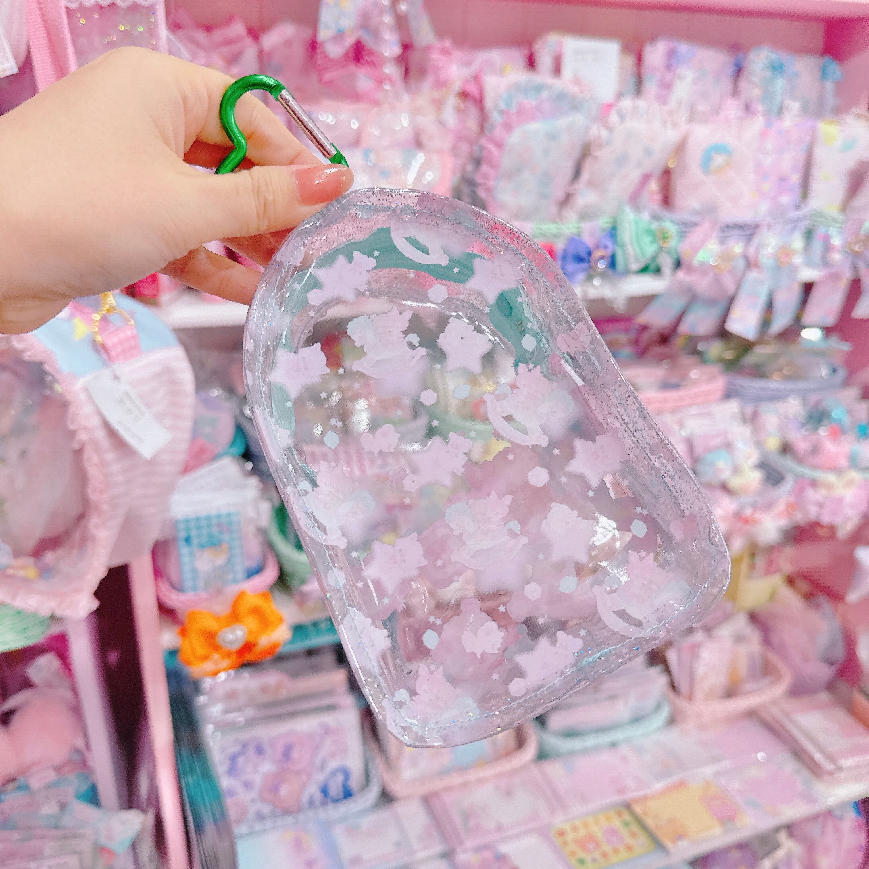 【A2】119-1カラビナ付きお家ポーチ（ぬいぐるみポーチ）