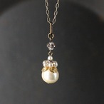 ヴィンテージパールの花冠、バロックガラスパール　果実のようなネックレス　ペンダント　コスチュームジュエリー《ブロッサム・クラウン　シリーズ》