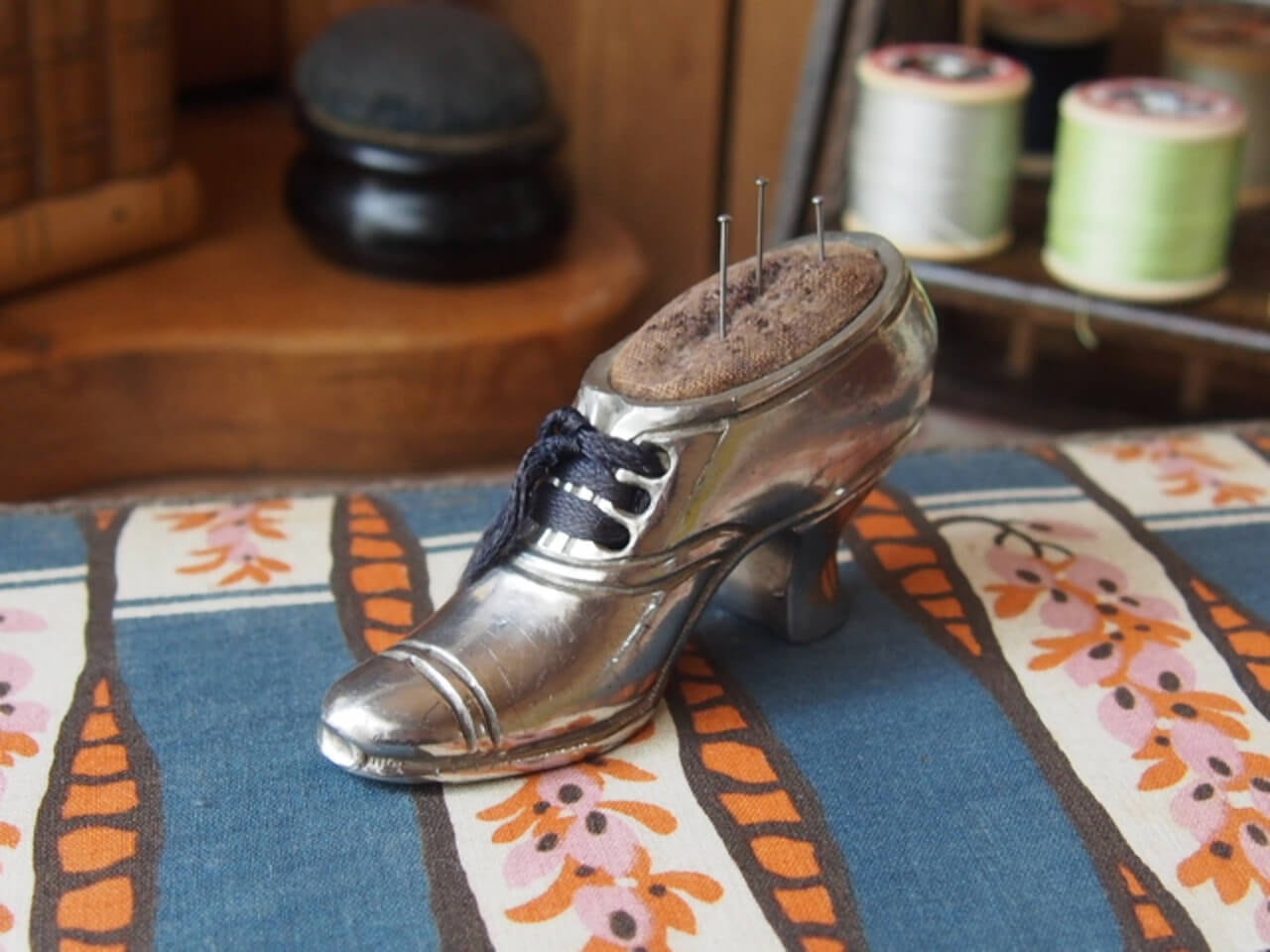 アンティーク調ピンクッションB