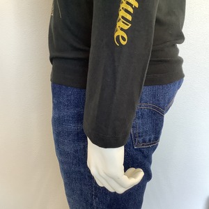 Future,future ( これからの未来 ) Uネック ロングTシャツ ブラック