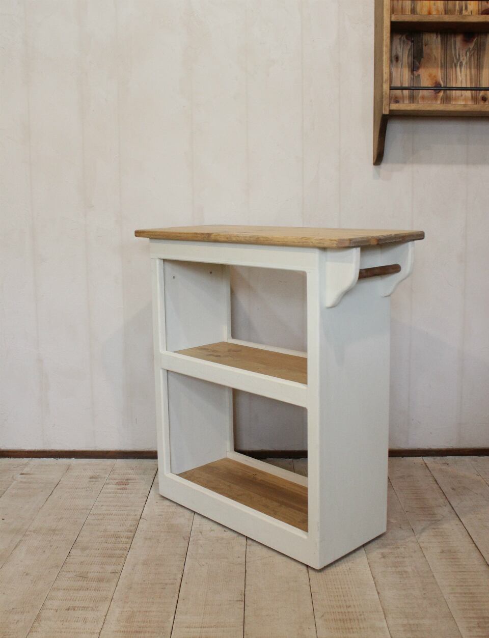 ハンドメイドホワイトシャビーなキッチンワゴン