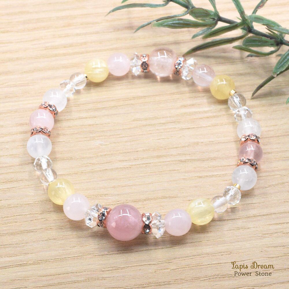 優しい気持ちでパートナーに接するお守り | ローズクォーツのパワーストーン ブレスレット