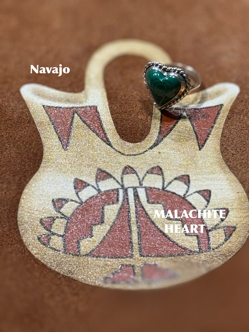 【NAVAJO】 MALACHITE HEART リング/スカーフリング　「Alice Johnson」アリス・ジョンソン作