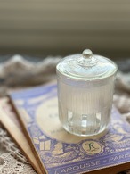 Japanese Vintage ガラスの蓋付き小物入れ ② どんぐり型 昭和レトロ 撮影小物 ガラス器 レトロ雑貨 インテリア小物