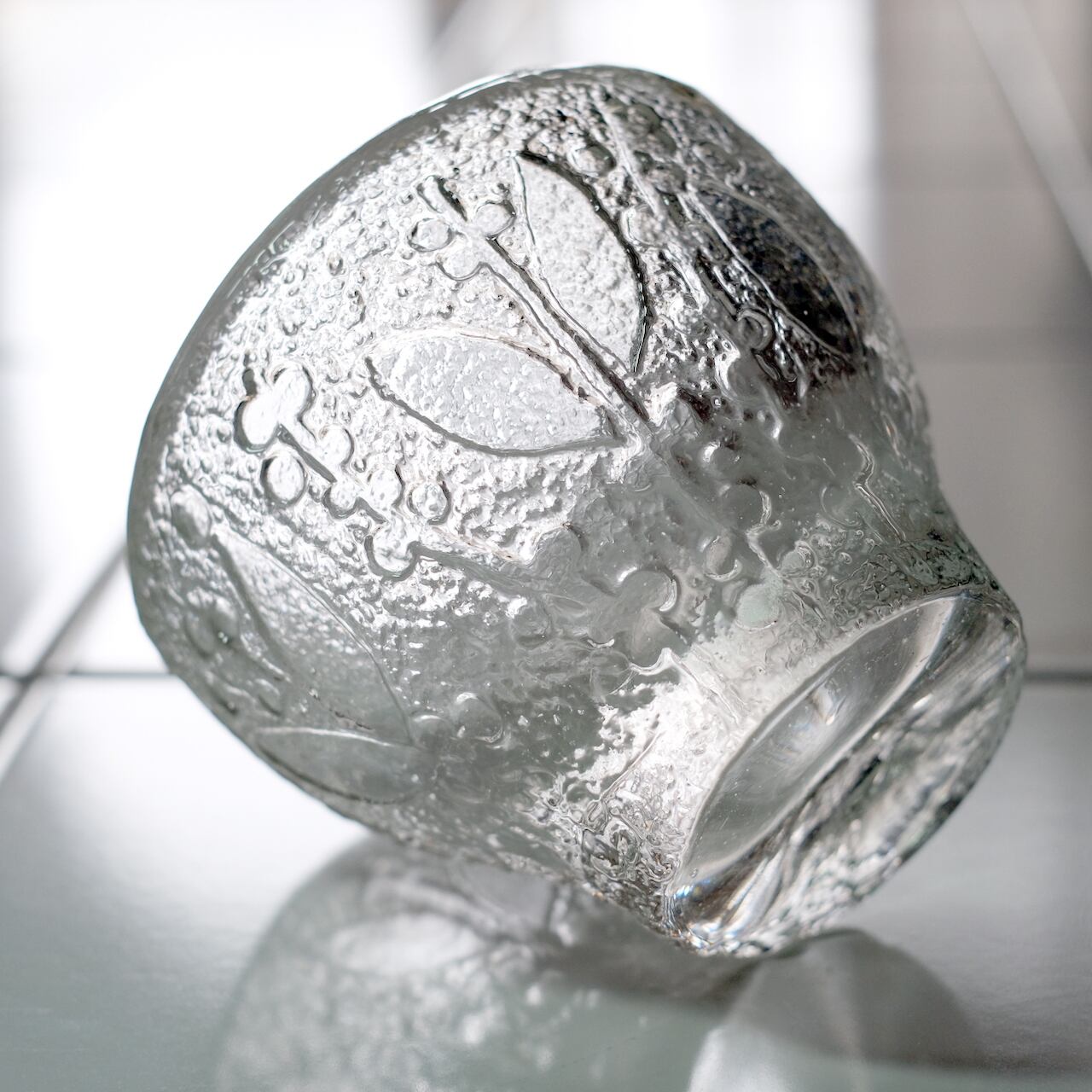 プーケベリ Pukeberg ［flower glass bowl］ | TORi loppis トリロッピス