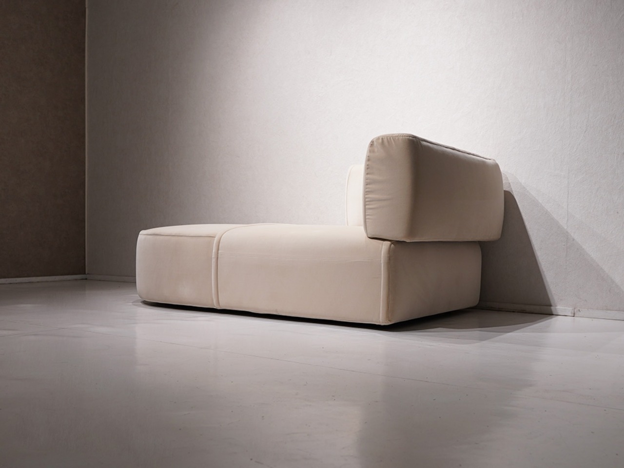 Cassina 553 BOWY 2Pソファ / Patricia Urquiola 名作 デザイナーズ ソファ 2人掛け シェーズロング ボウイ カッシーナ / 関連:リーンロゼ