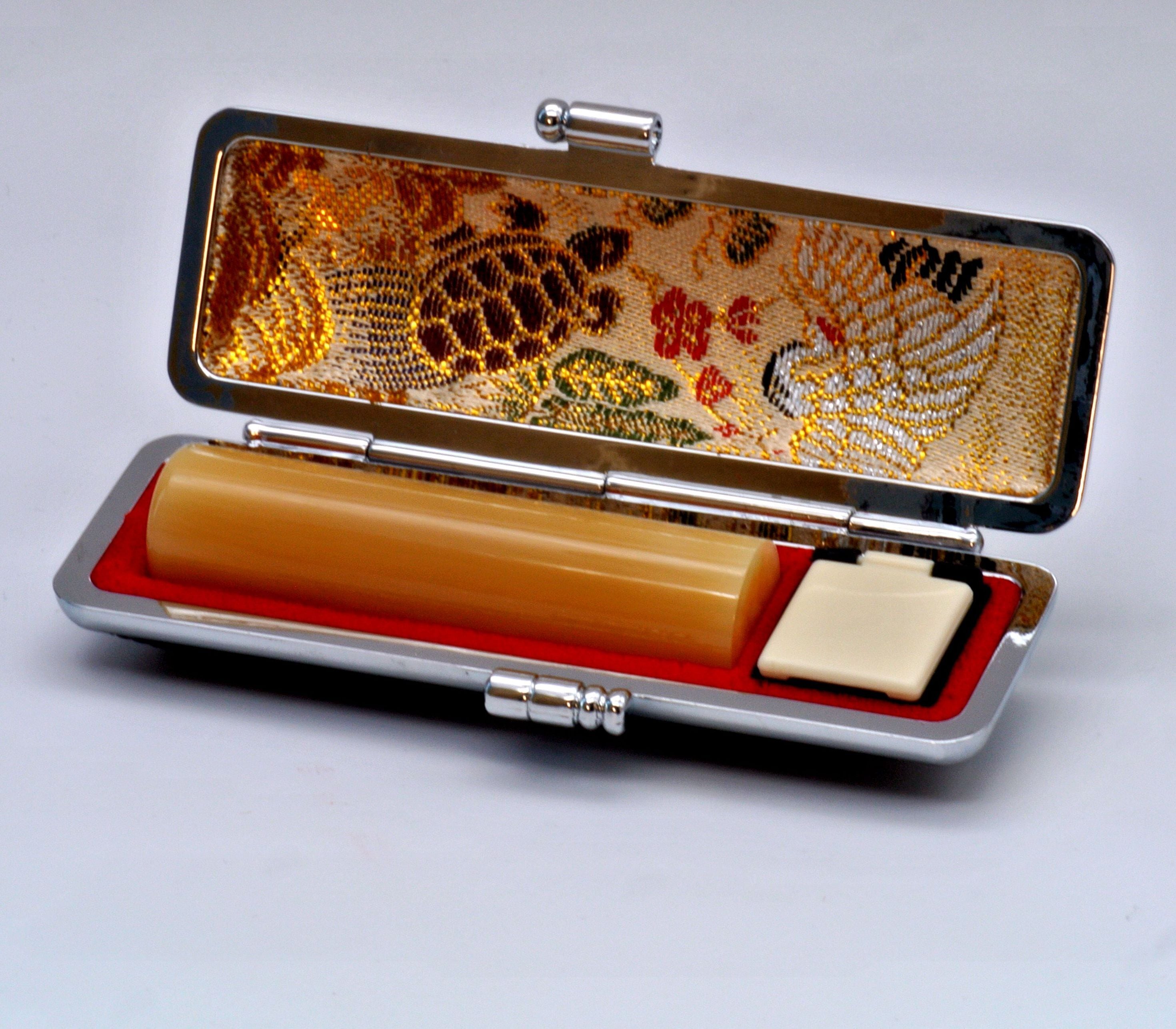 実印】苗字又は名前のみ 牛角（白）13.5 mm丸（高級本革ケース付き